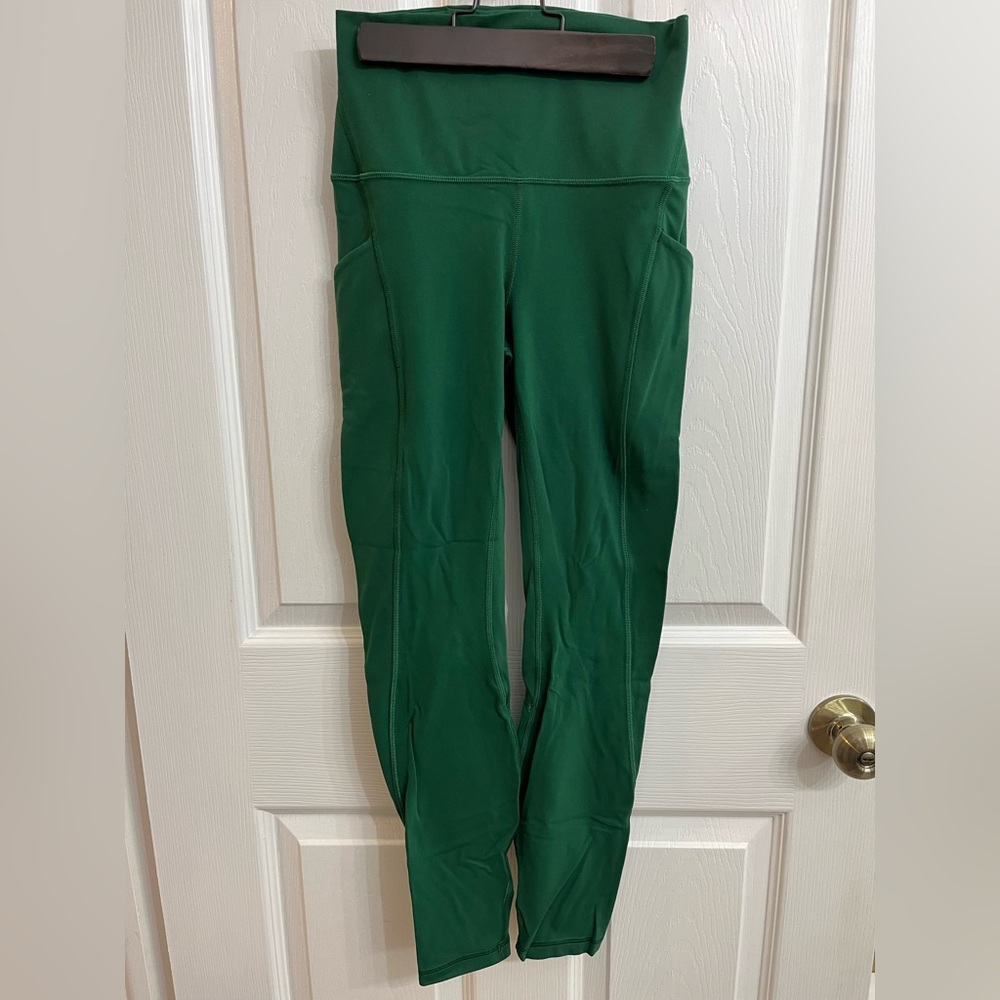 Lululemon Align HR Tight - 25” with side pockets - Size 4 - Evergreen